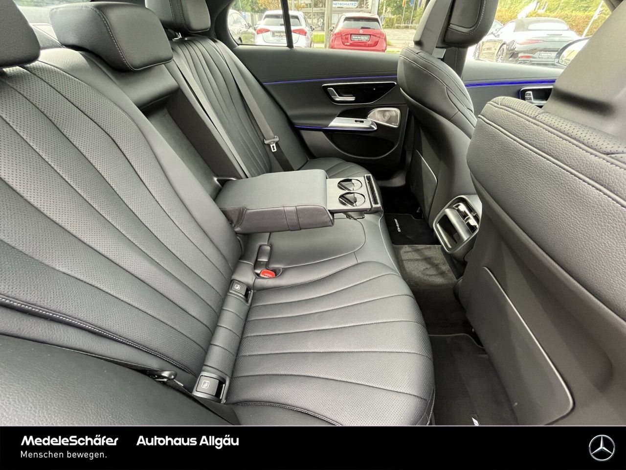 Mercedes-Benz E-Klasse – Bild 17