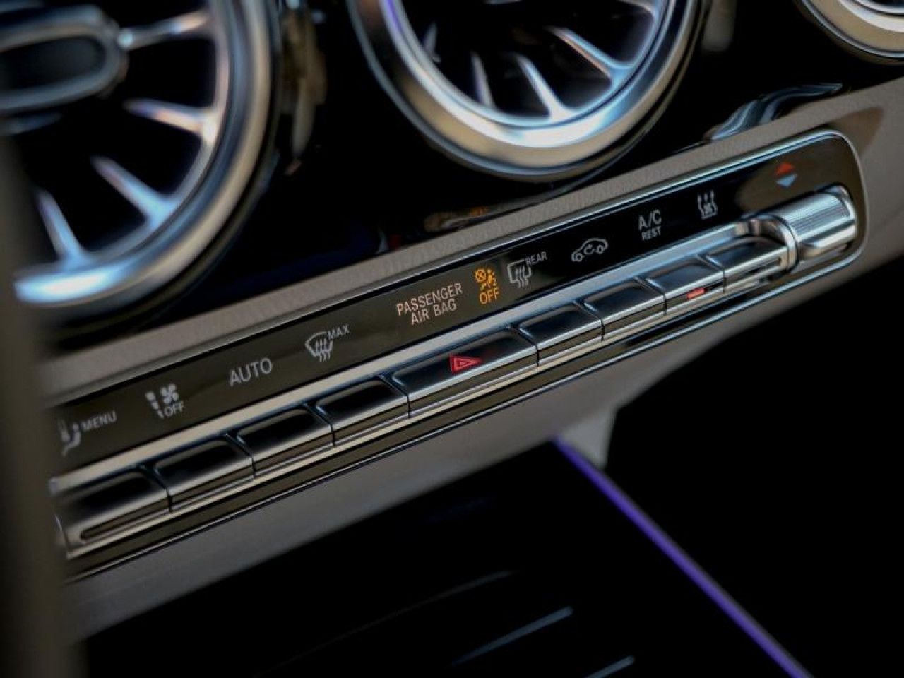 Photo du v&eacute;hicule 17 / 18