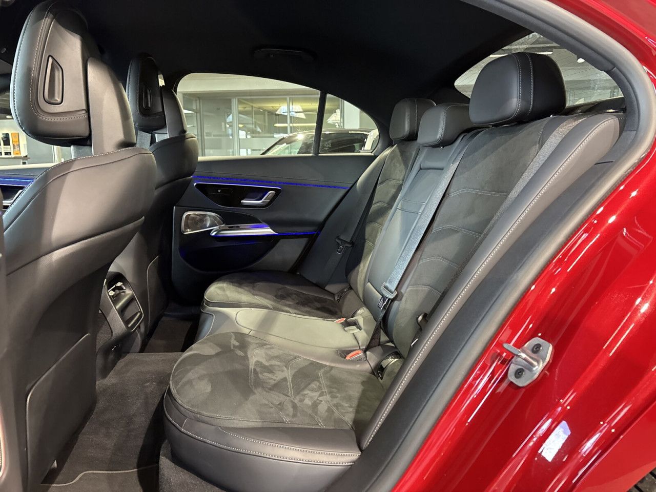 Mercedes-Benz E-Klasse – Bild 10