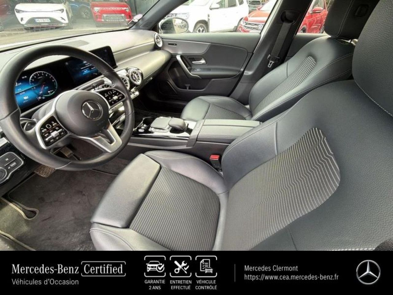 Photo du v&eacute;hicule 13 / 18