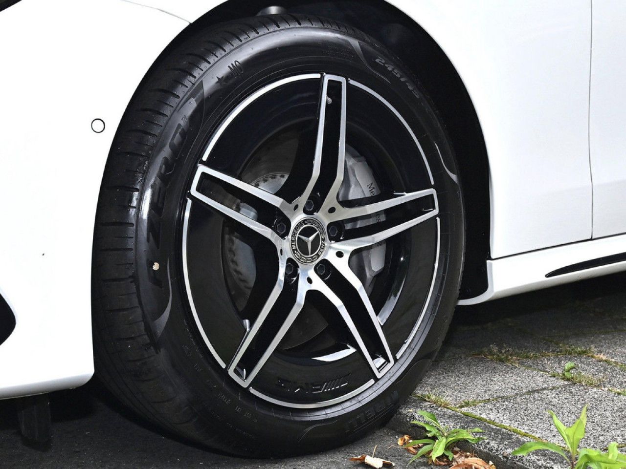Mercedes-Benz E-Klasse – Bild 10