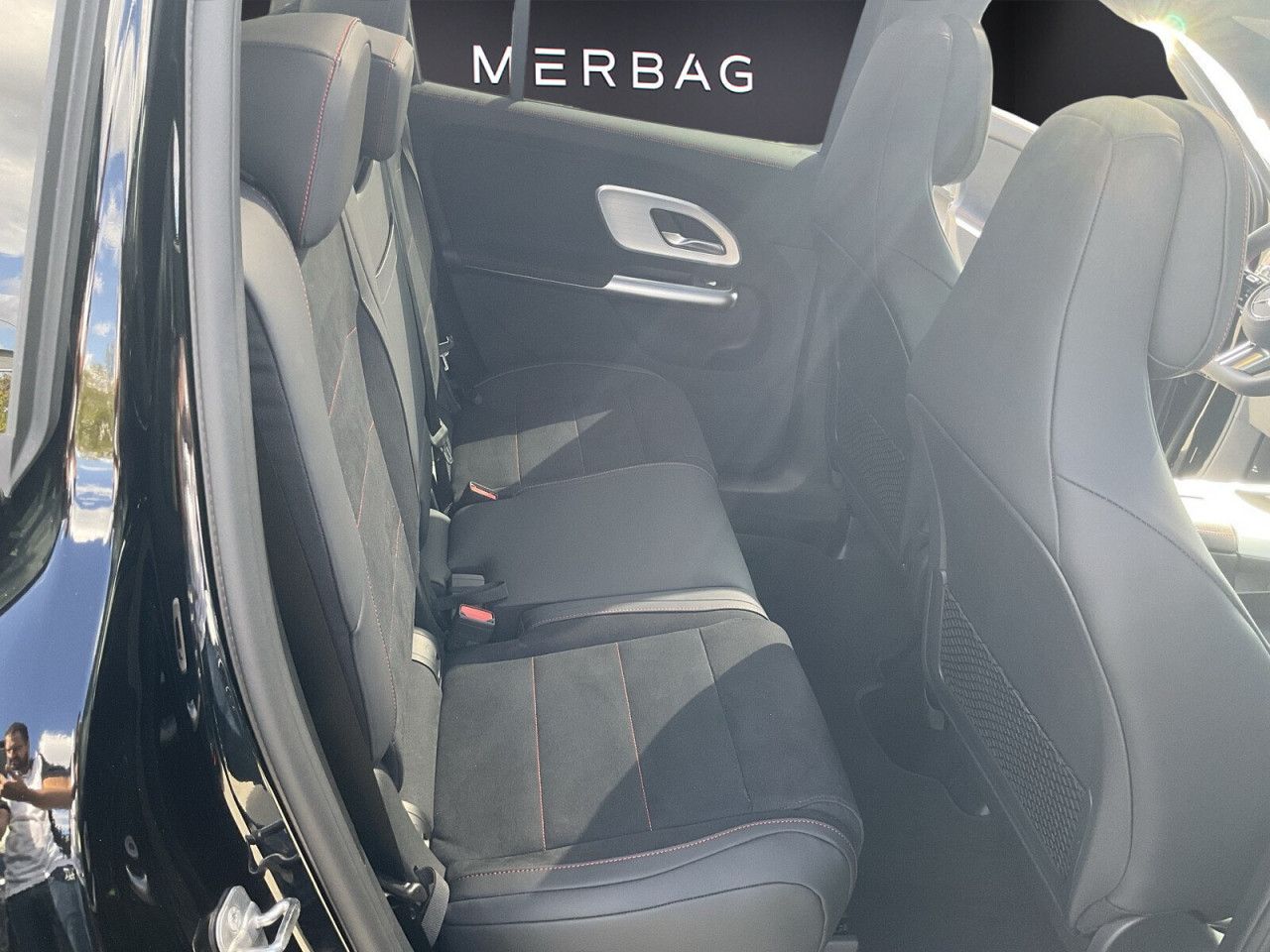 Mercedes-Benz GLB – Bild 12
