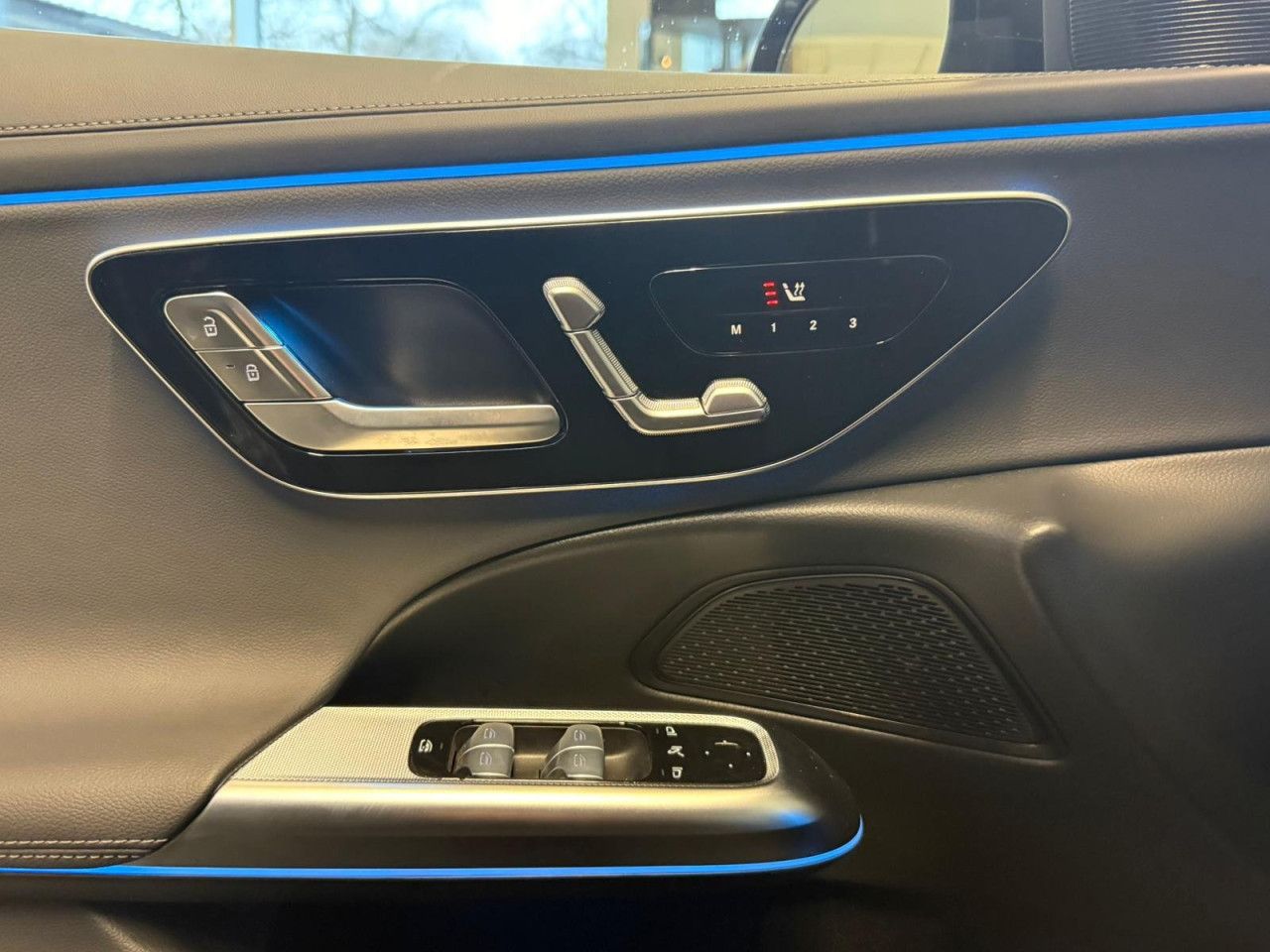 Mercedes-Benz E-Klasse – Bild 15