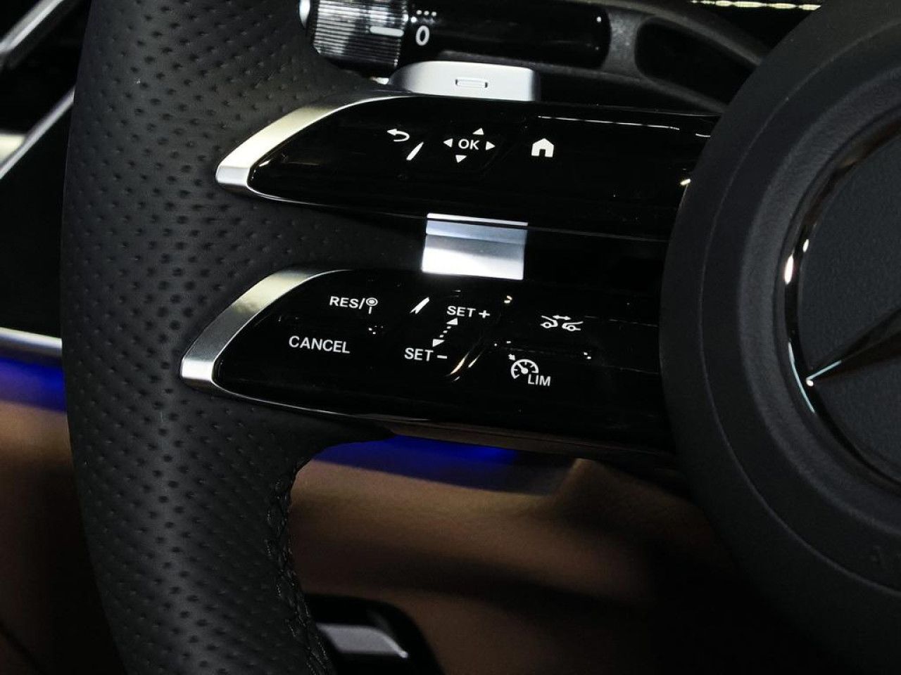 Mercedes-Benz E-Klasse – Bild 10
