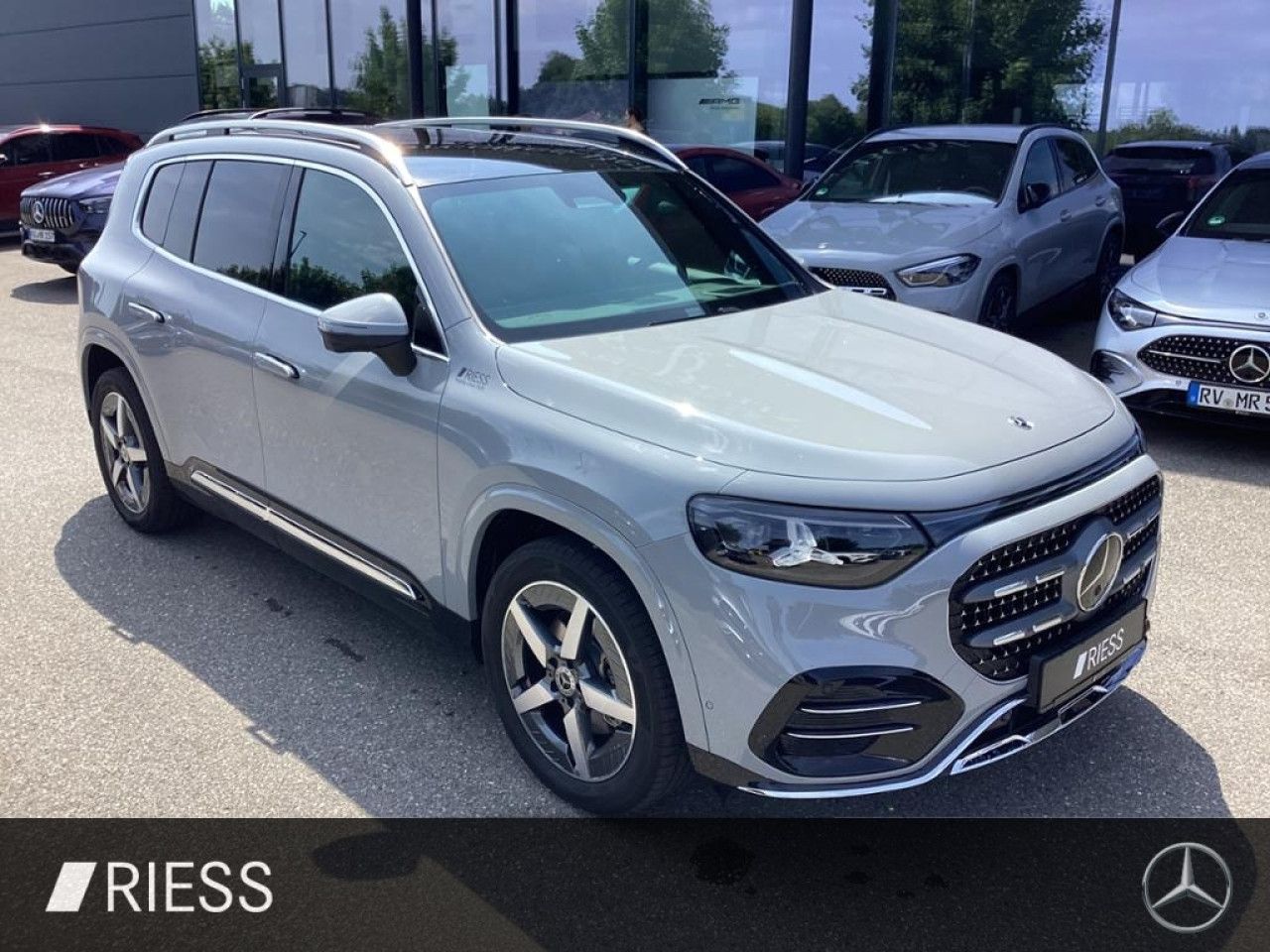 Mercedes-Benz GLB – Bild 3