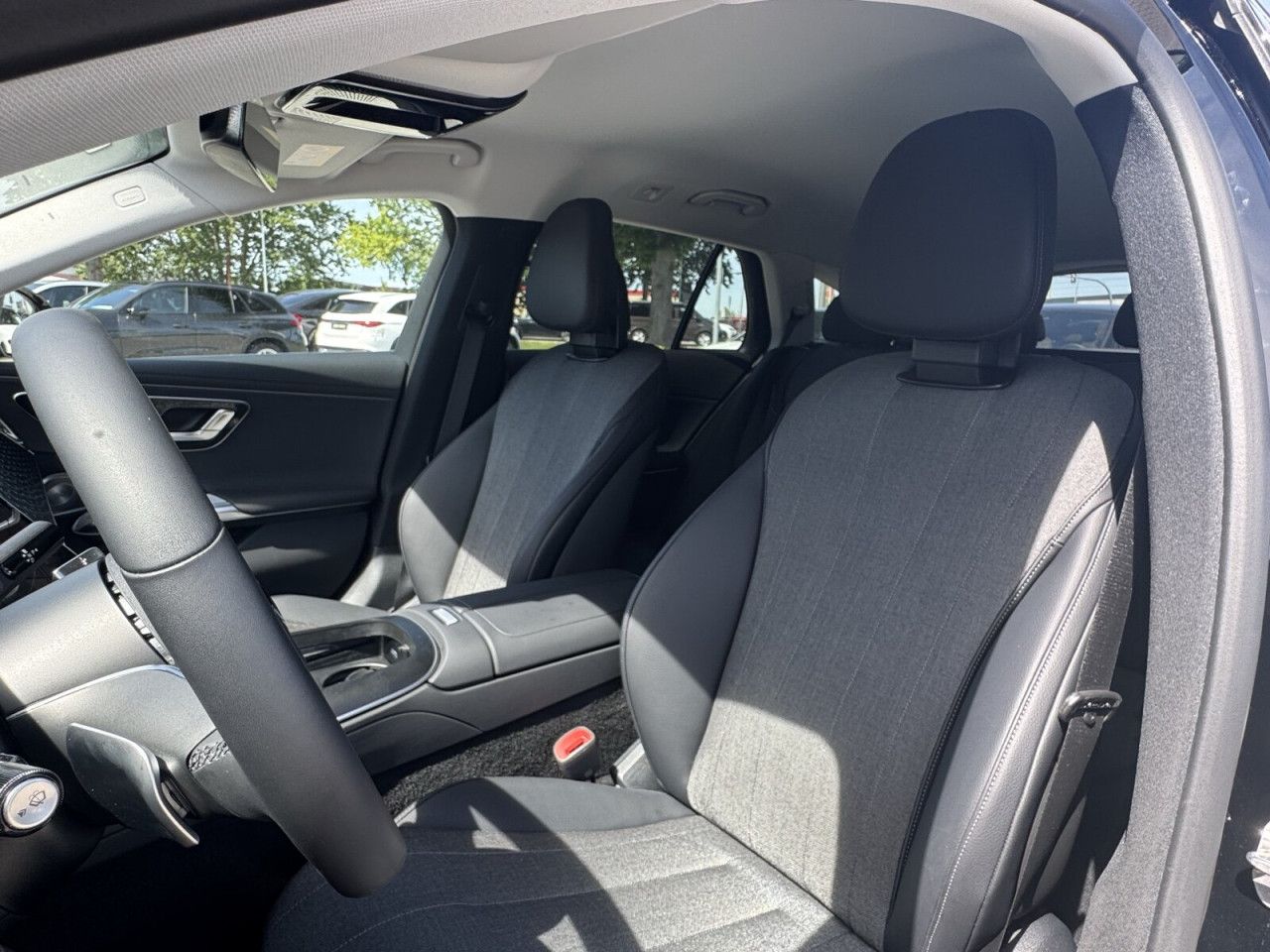 Mercedes-Benz E-Klasse – Bild 10