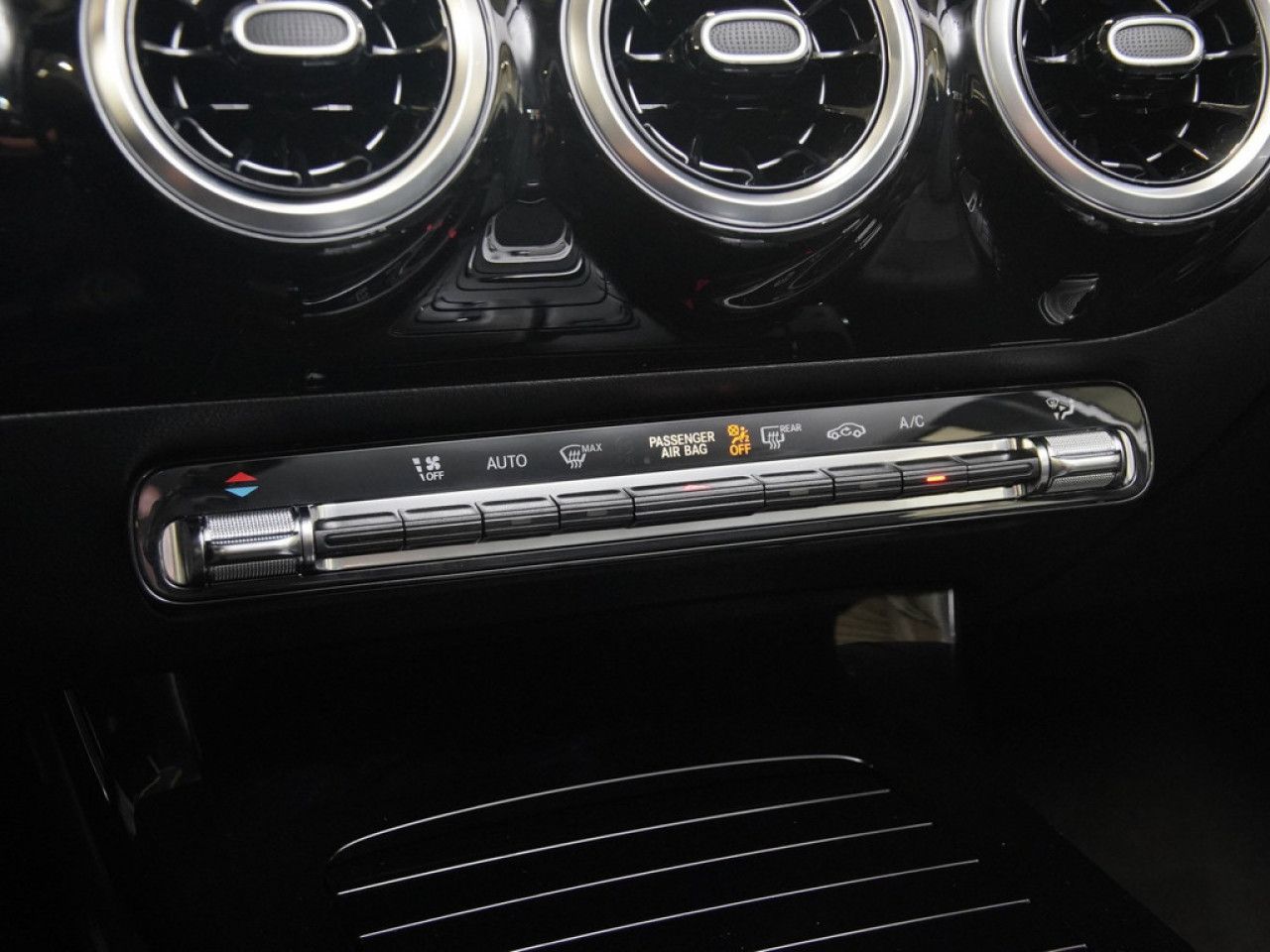 Mercedes-Benz A-Klasse – Bild 14