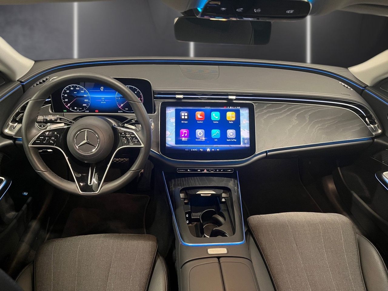 Mercedes-Benz E-Klasse – Bild 13