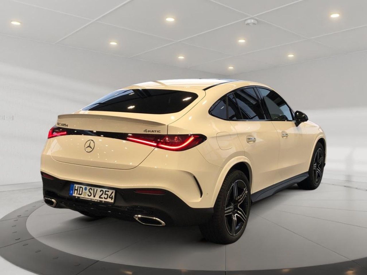 Mercedes-Benz GLC – Bild 2