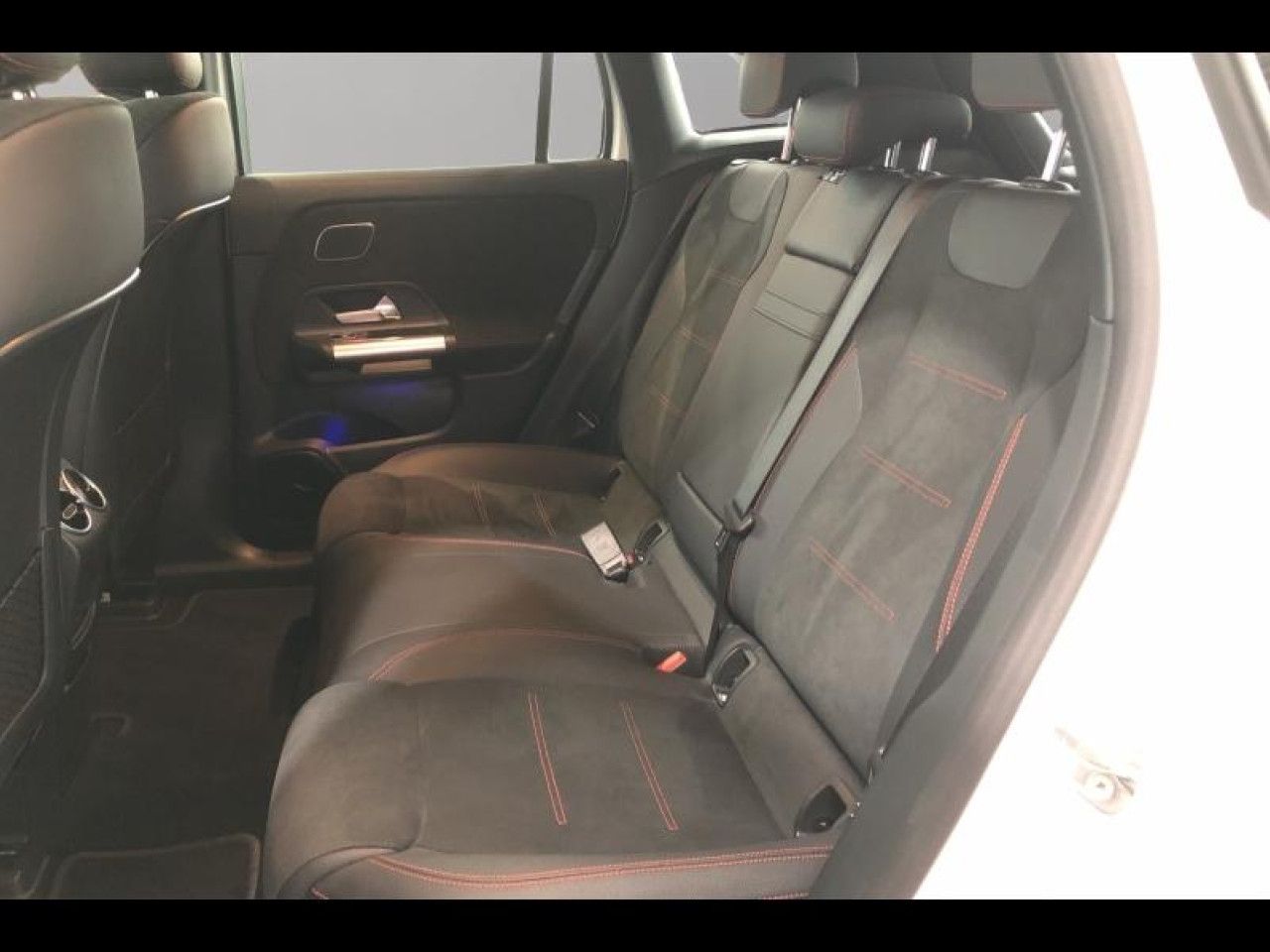 Photo du v&eacute;hicule 11 / 18