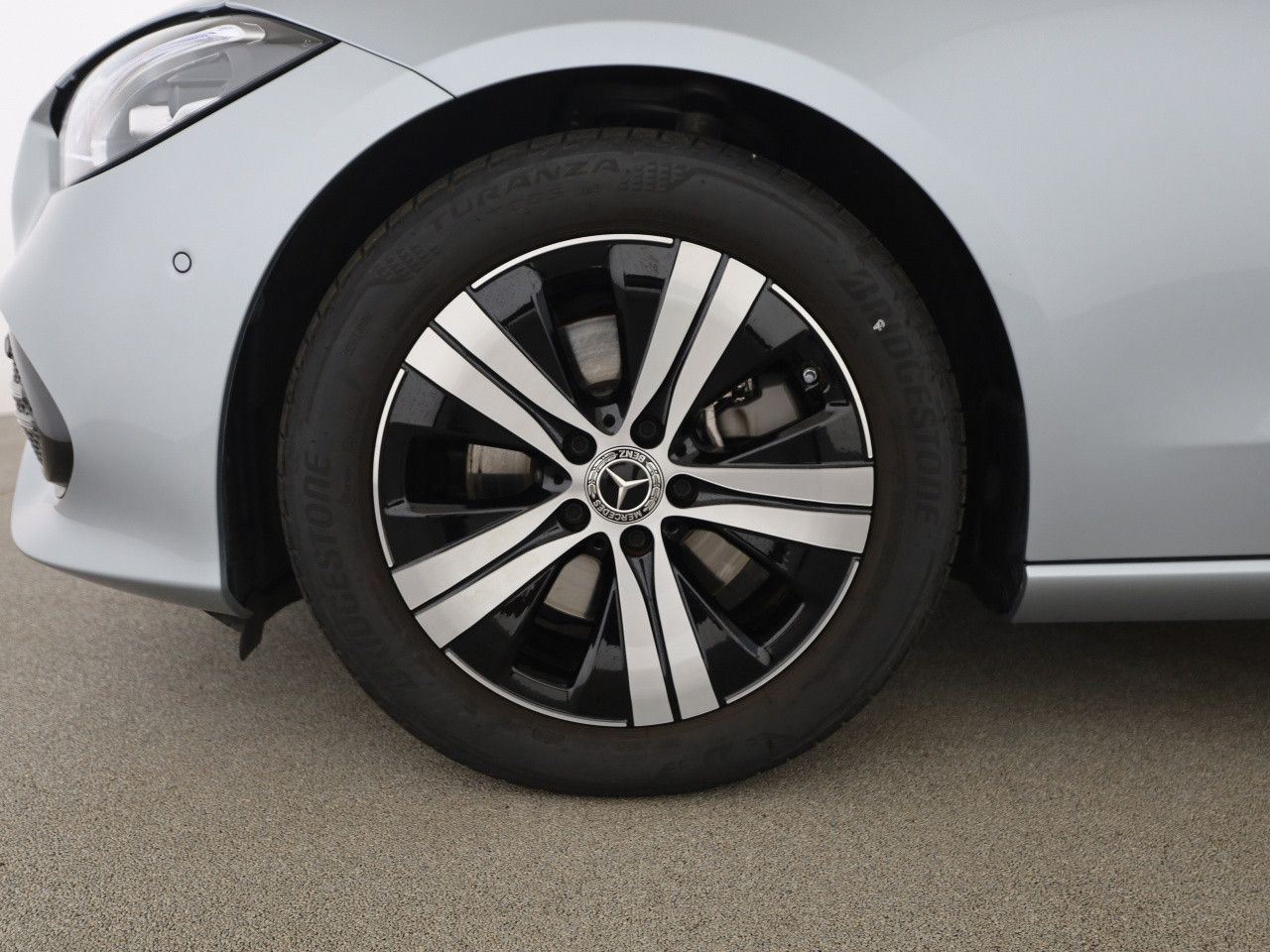 Mercedes-Benz C-Klasse – Bild 16
