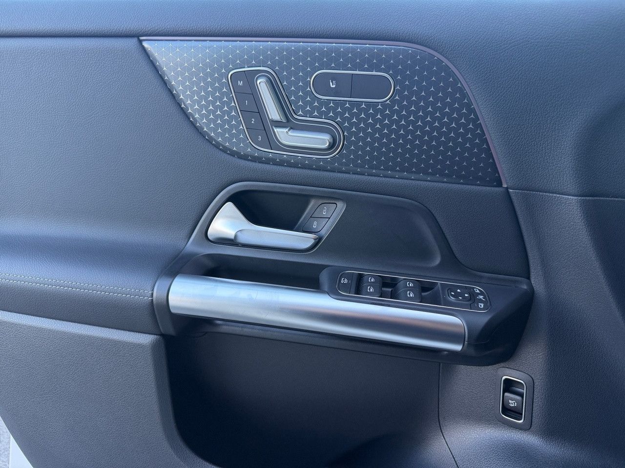 Mercedes-Benz EQA – Bild 13