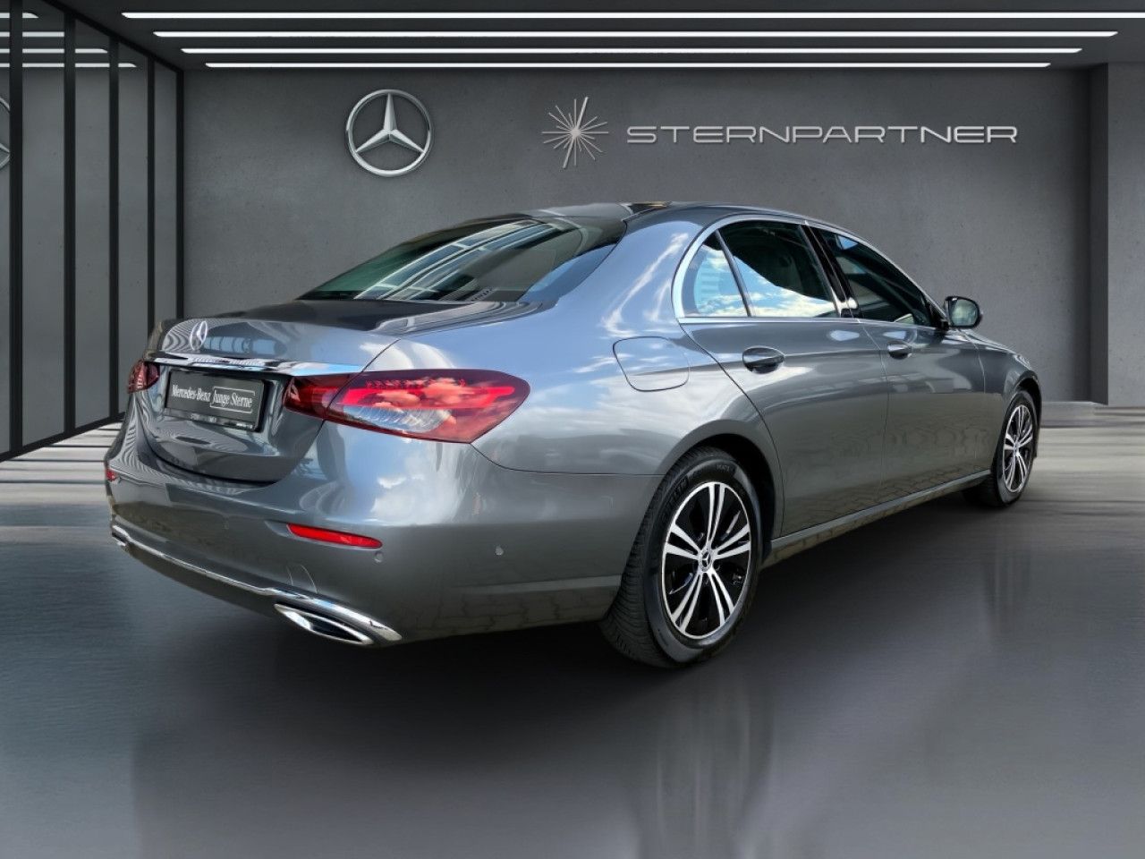 Mercedes-Benz E-Klasse – Bild 13