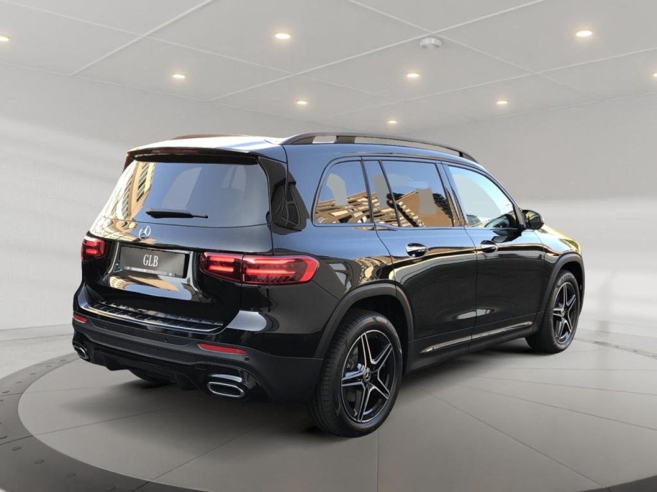 Mercedes-Benz GLB – Bild 2