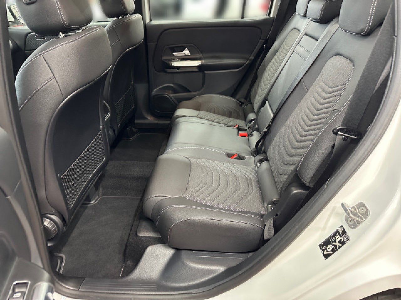 Mercedes-Benz GLB – Bild 11