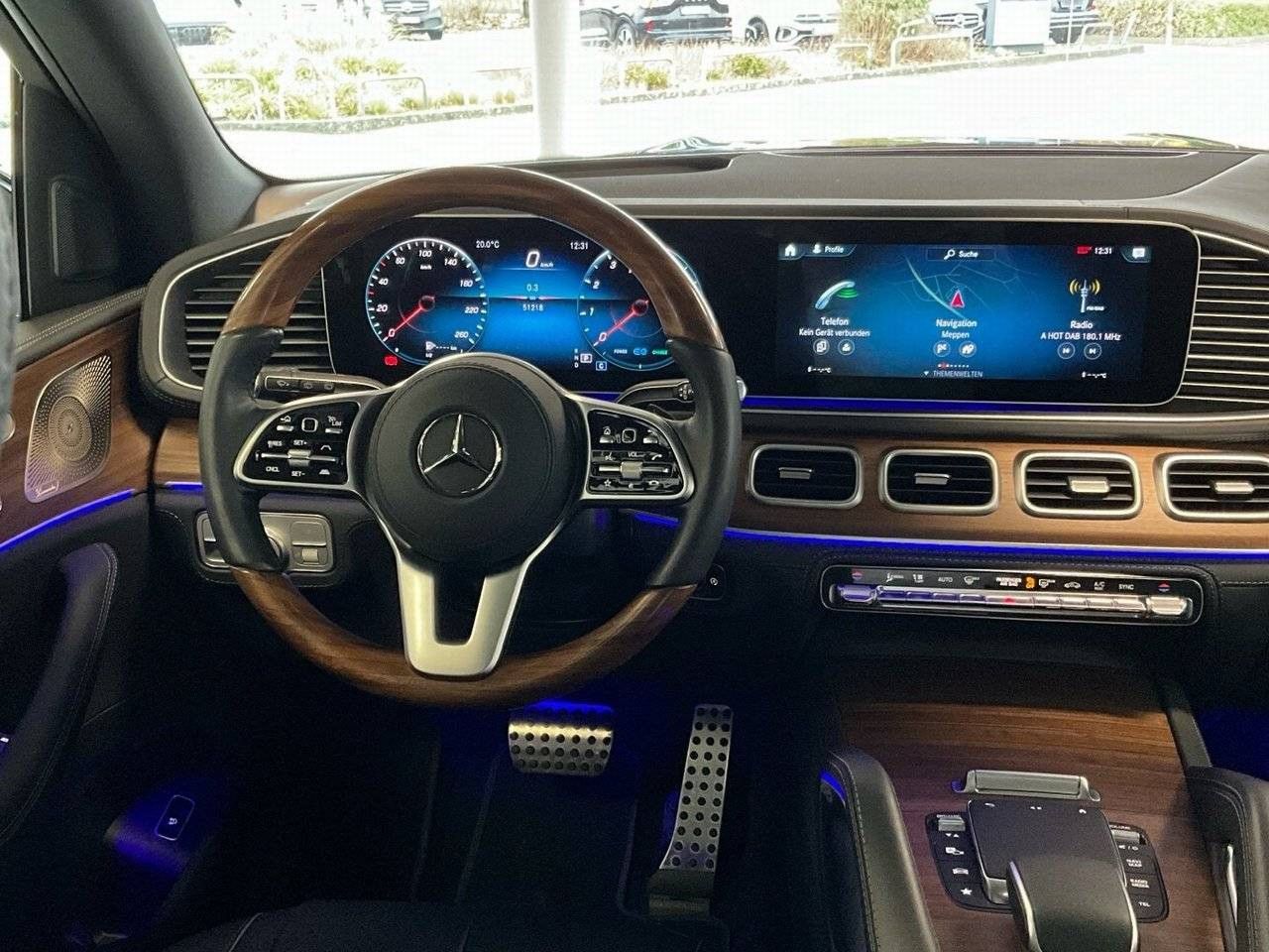Photo 8 / 10
