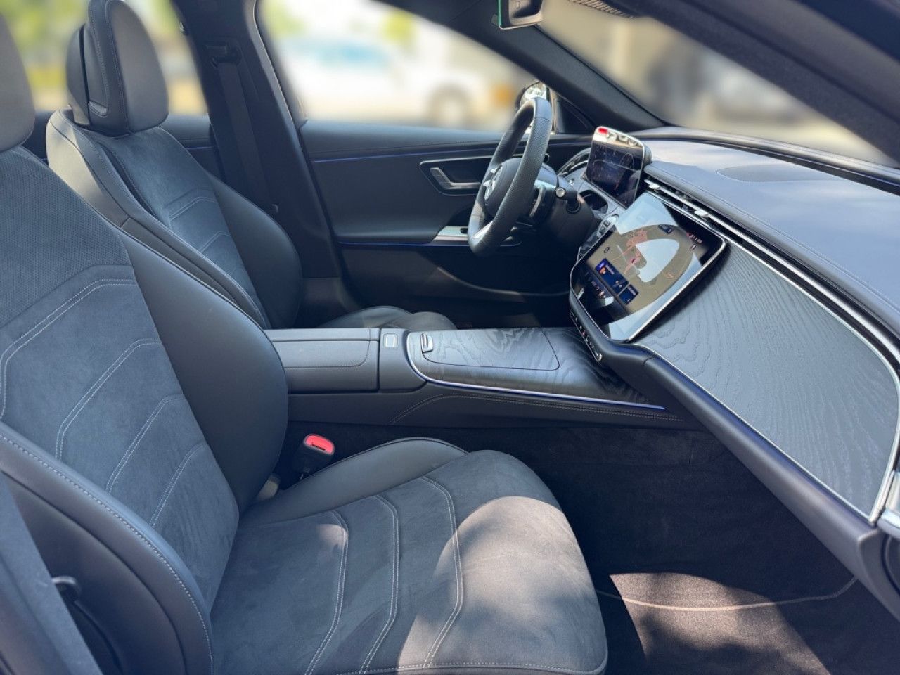 Mercedes-Benz E-Klasse – Bild 9