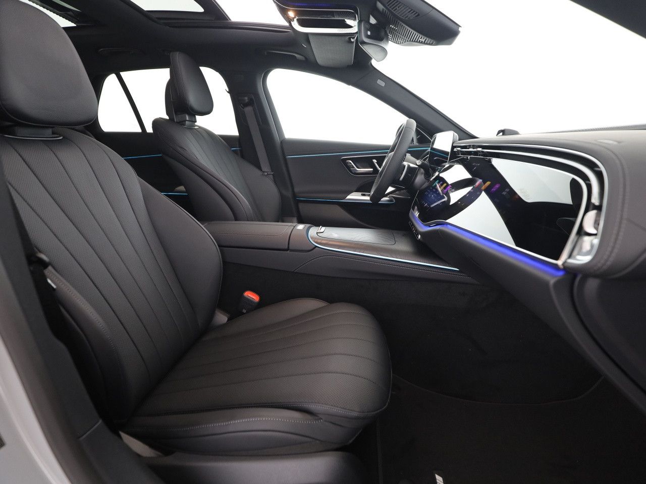 Mercedes-Benz E-Klasse – Bild 9