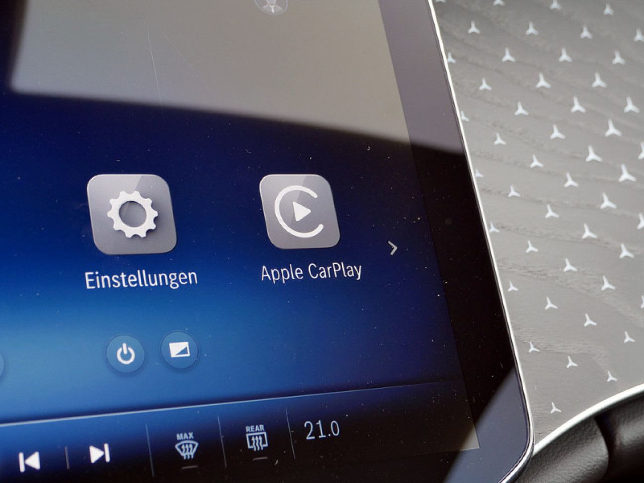 Mercedes-Benz E-Klasse – Bild 19