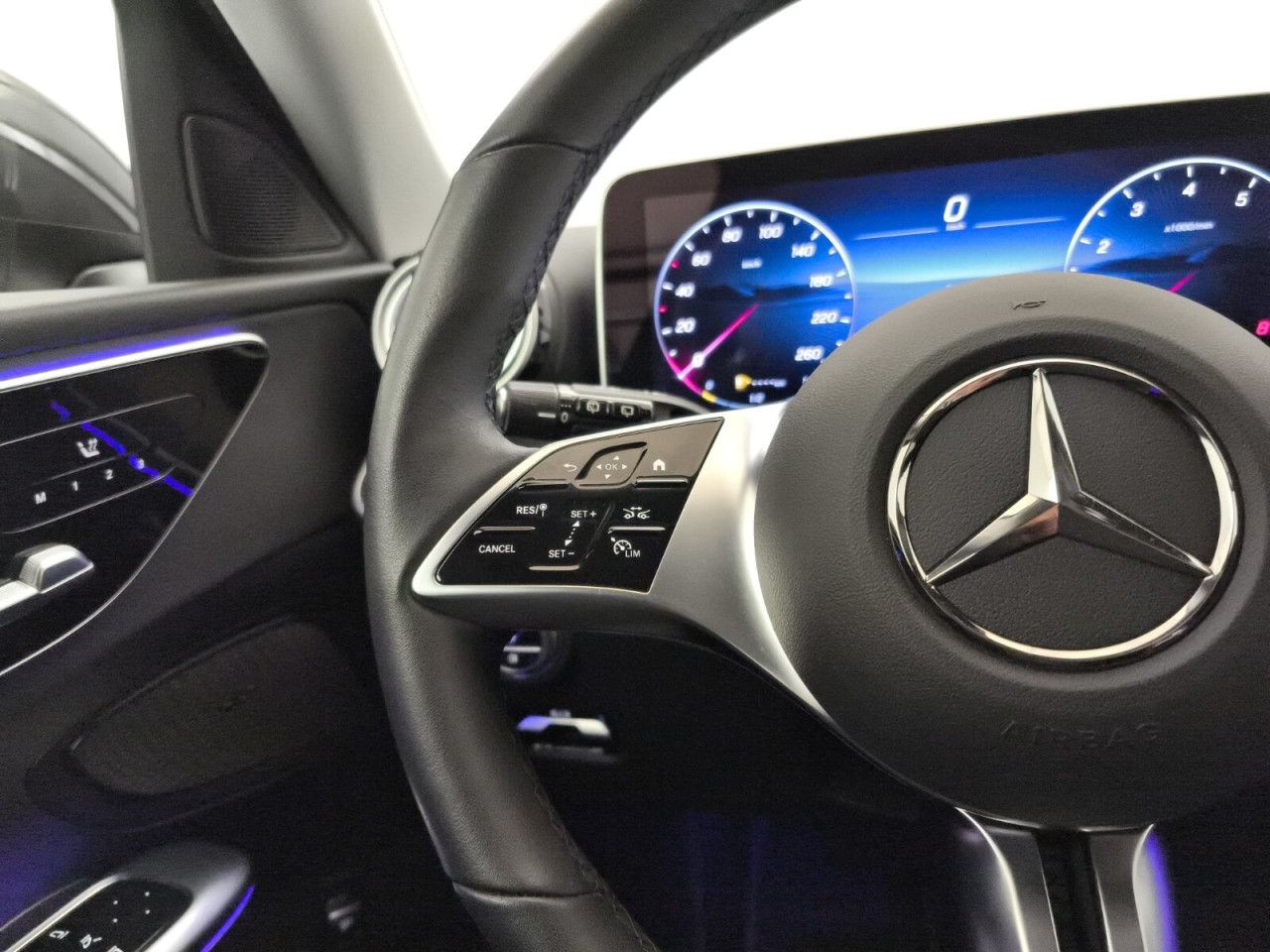 Mercedes-Benz C-Klasse – Bild 16