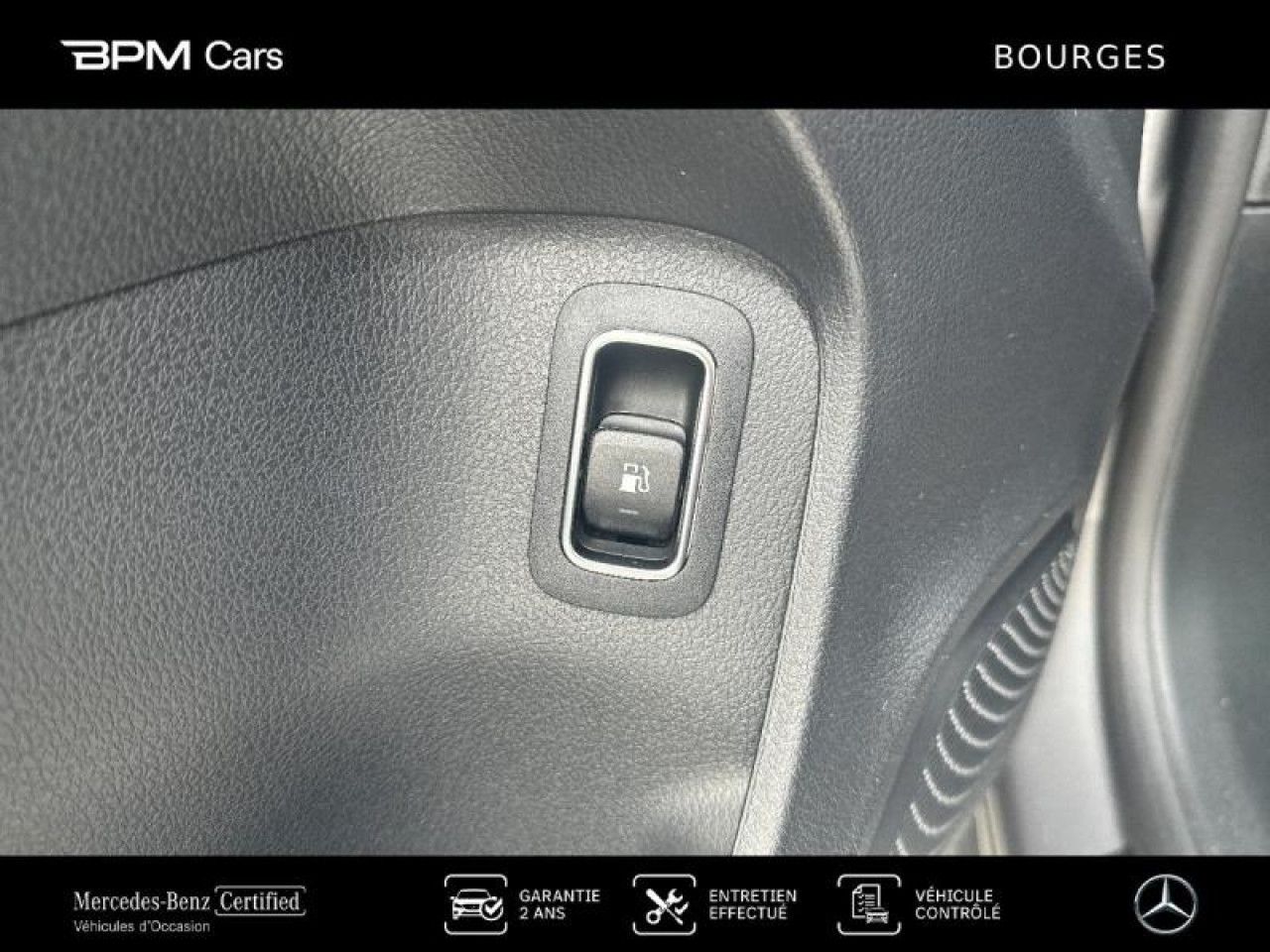 Photo du v&eacute;hicule 15 / 18