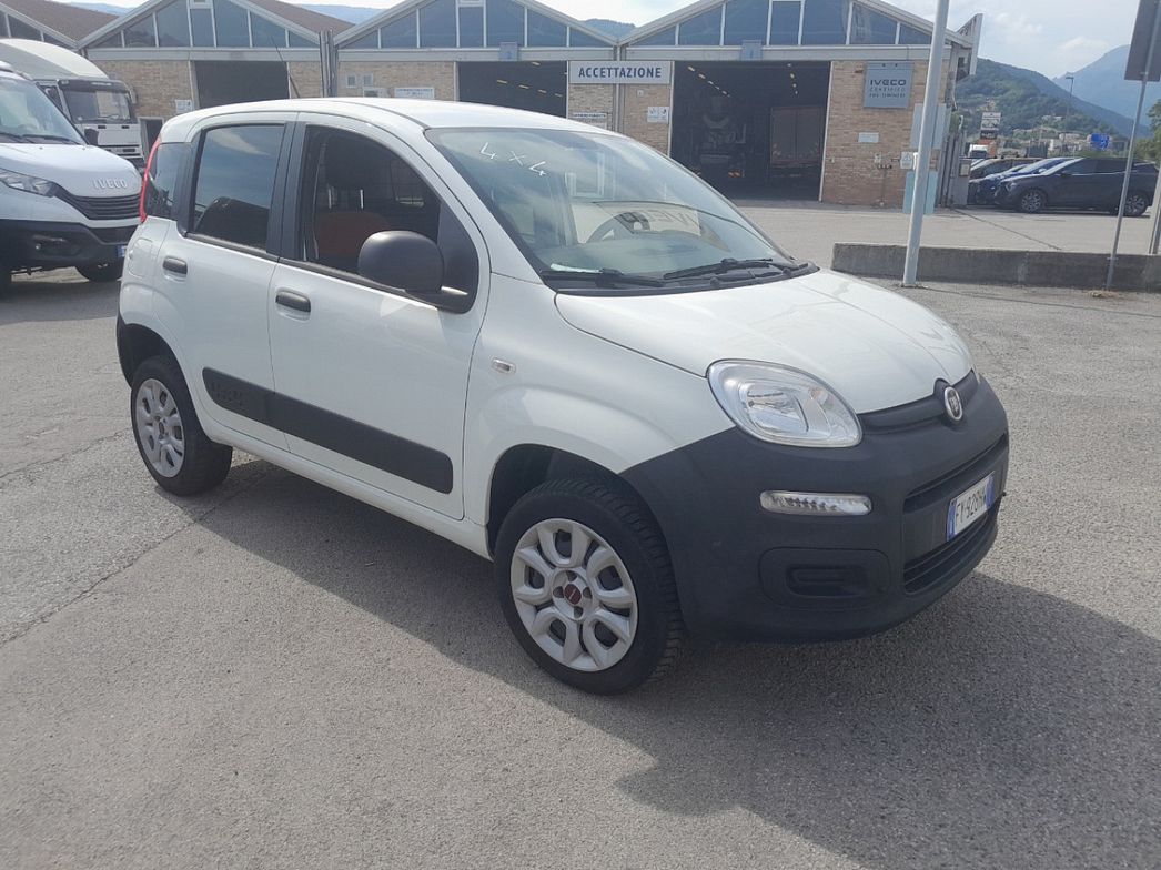 Fiat | PANDA BENZINA 4 x 4