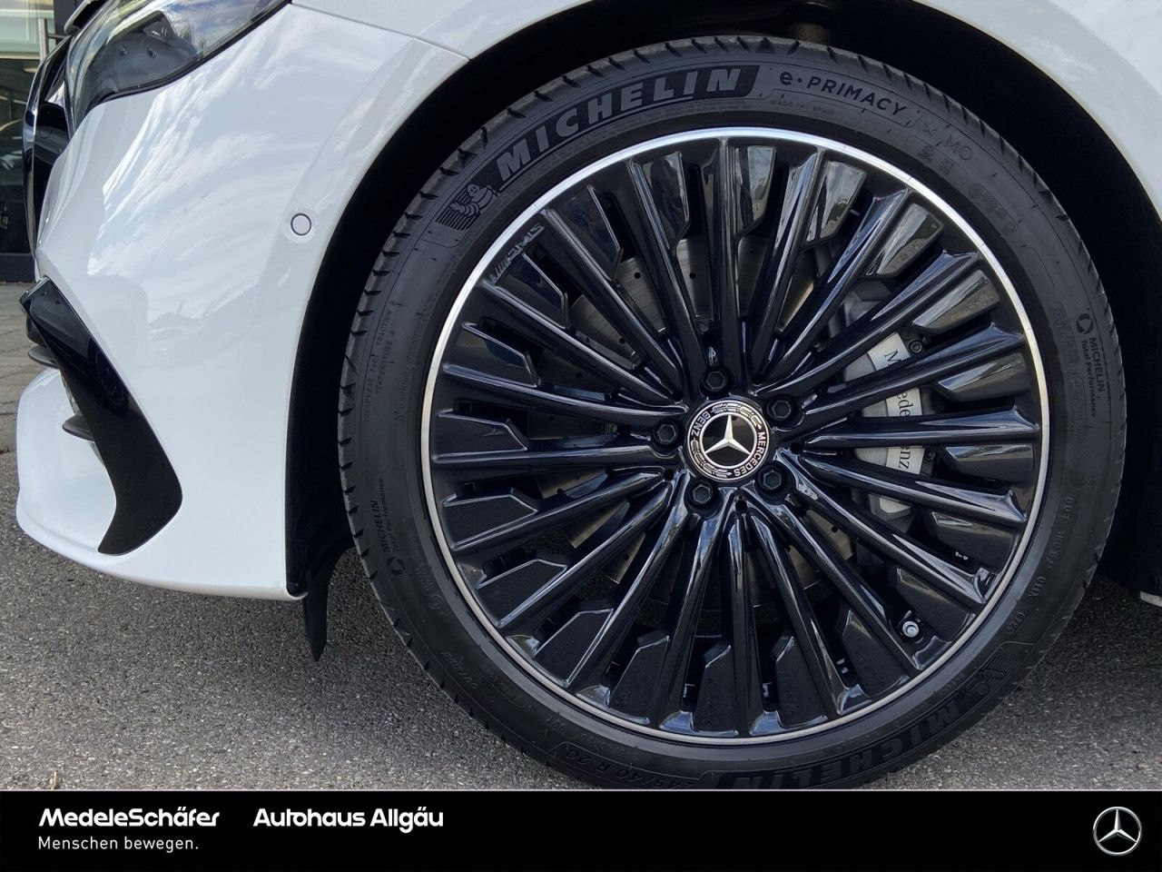 Mercedes-Benz E-Klasse – Bild 8