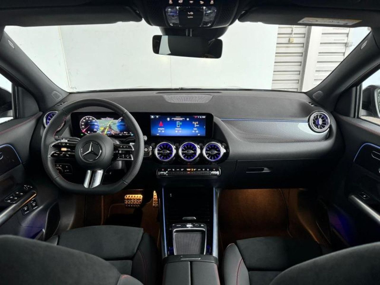 Photo du v&eacute;hicule 17 / 18