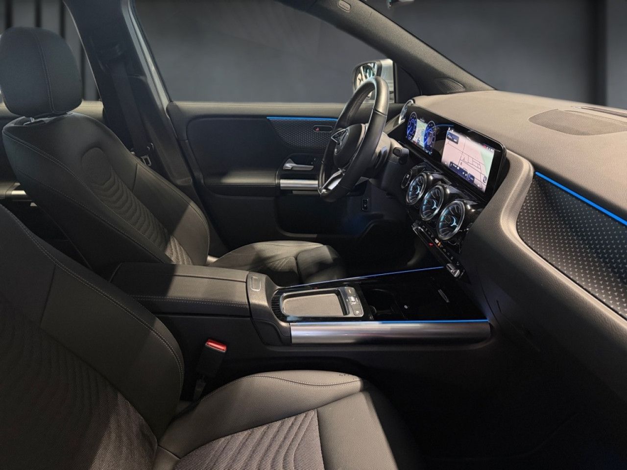 Fahrzeugbild 13 / 15