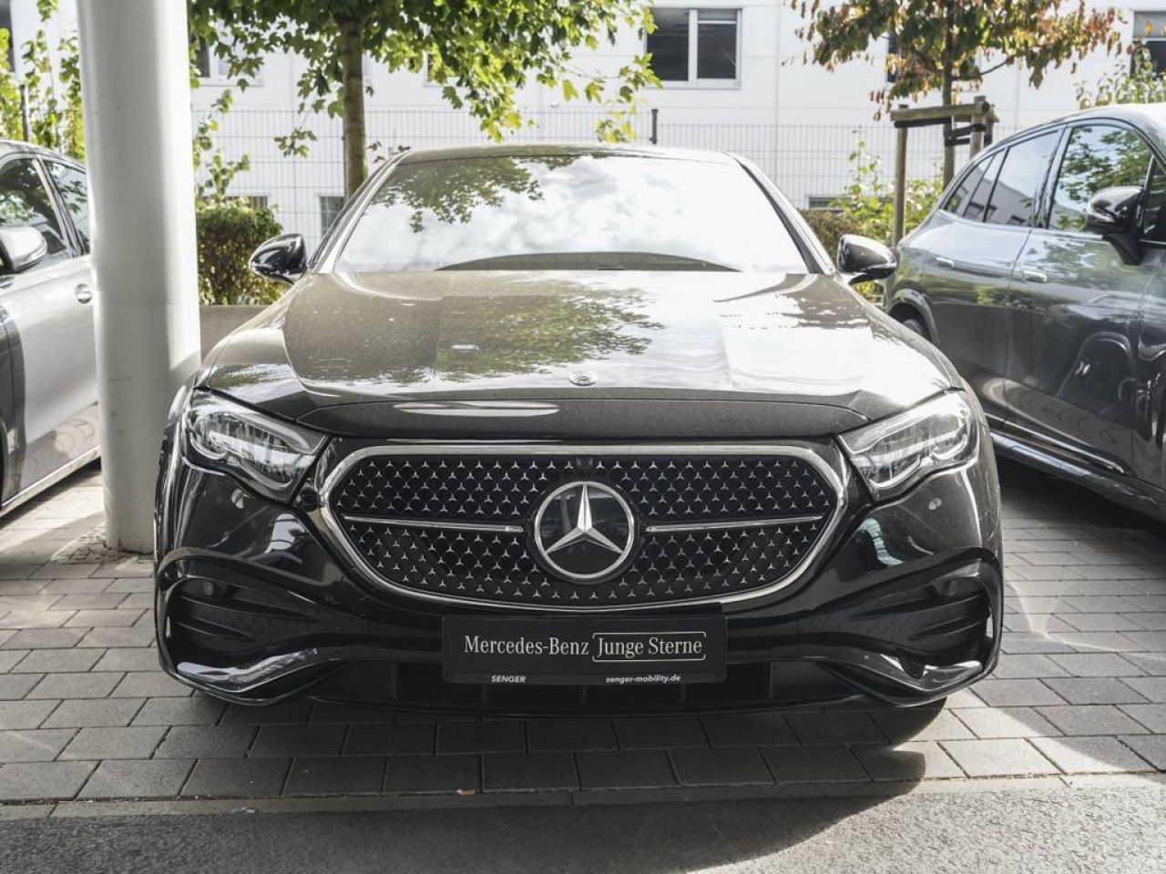 Mercedes-Benz E-Klasse – Bild 2
