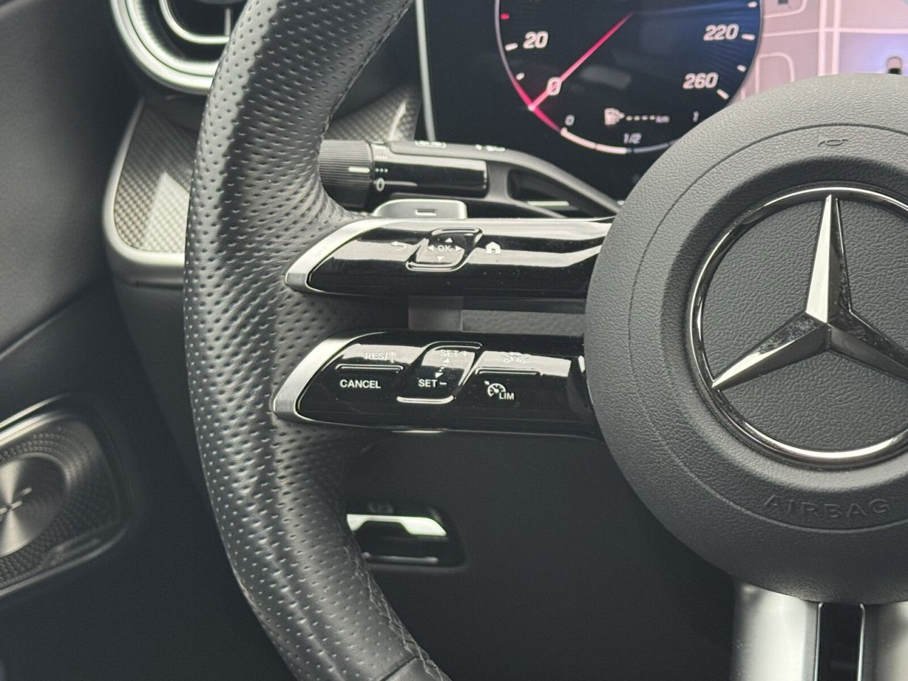 Mercedes-Benz GLC – Bild 14