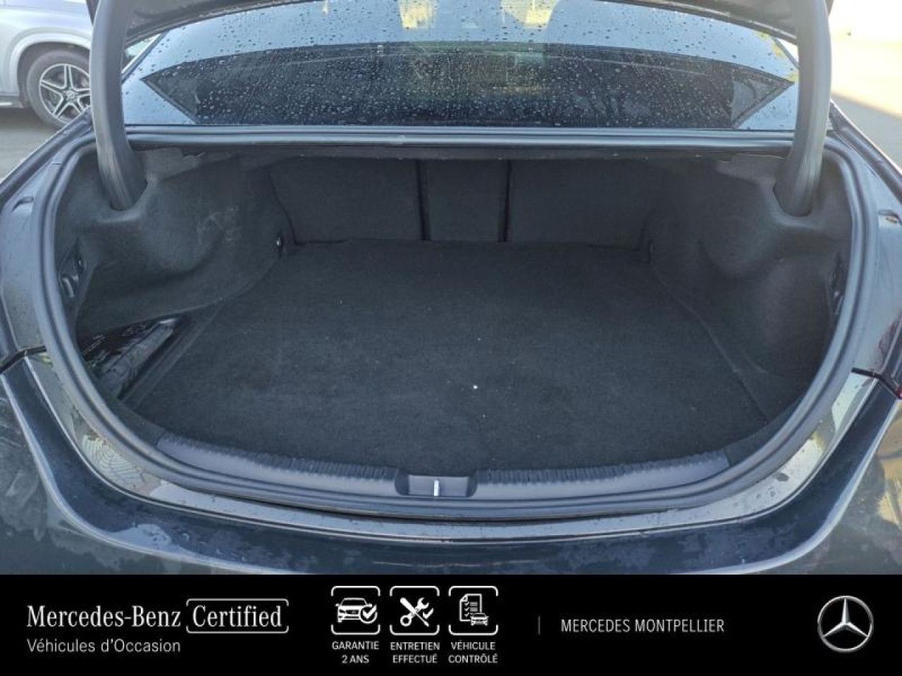 Photo du v&eacute;hicule 15 / 18