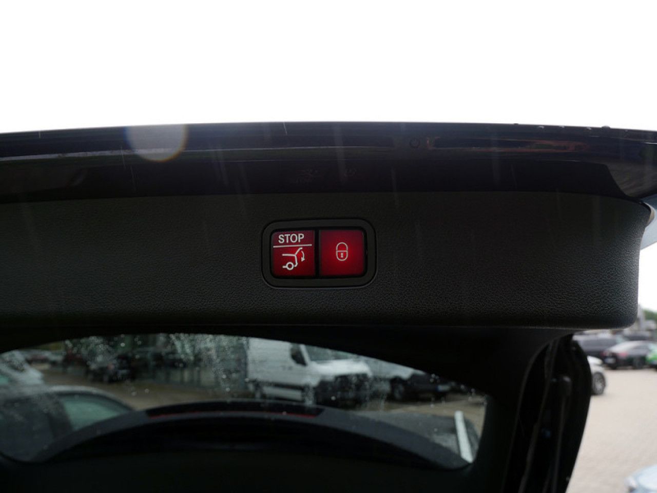 Mercedes-Benz E-Klasse – Bild 11