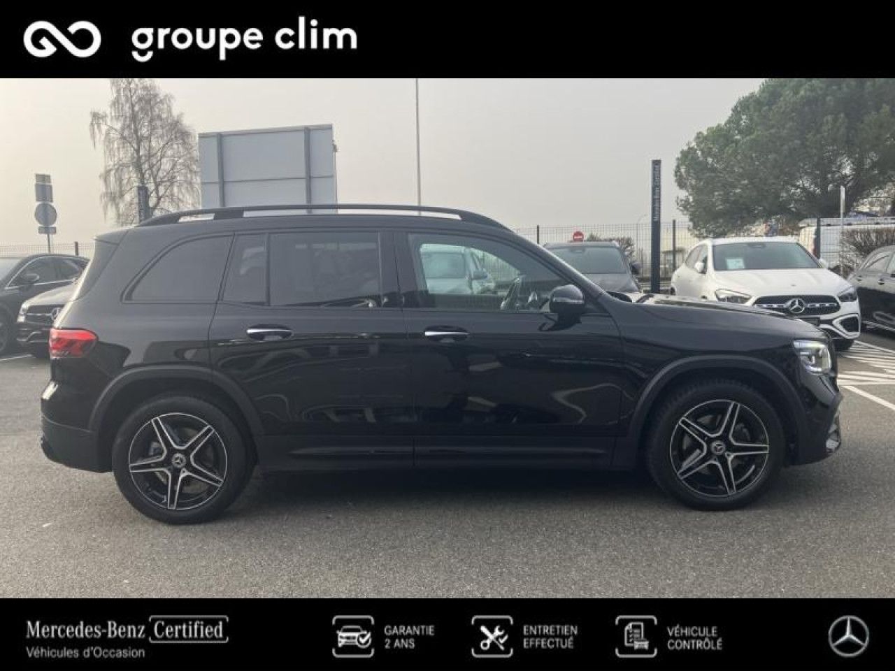 Photo du v&eacute;hicule 3 / 18