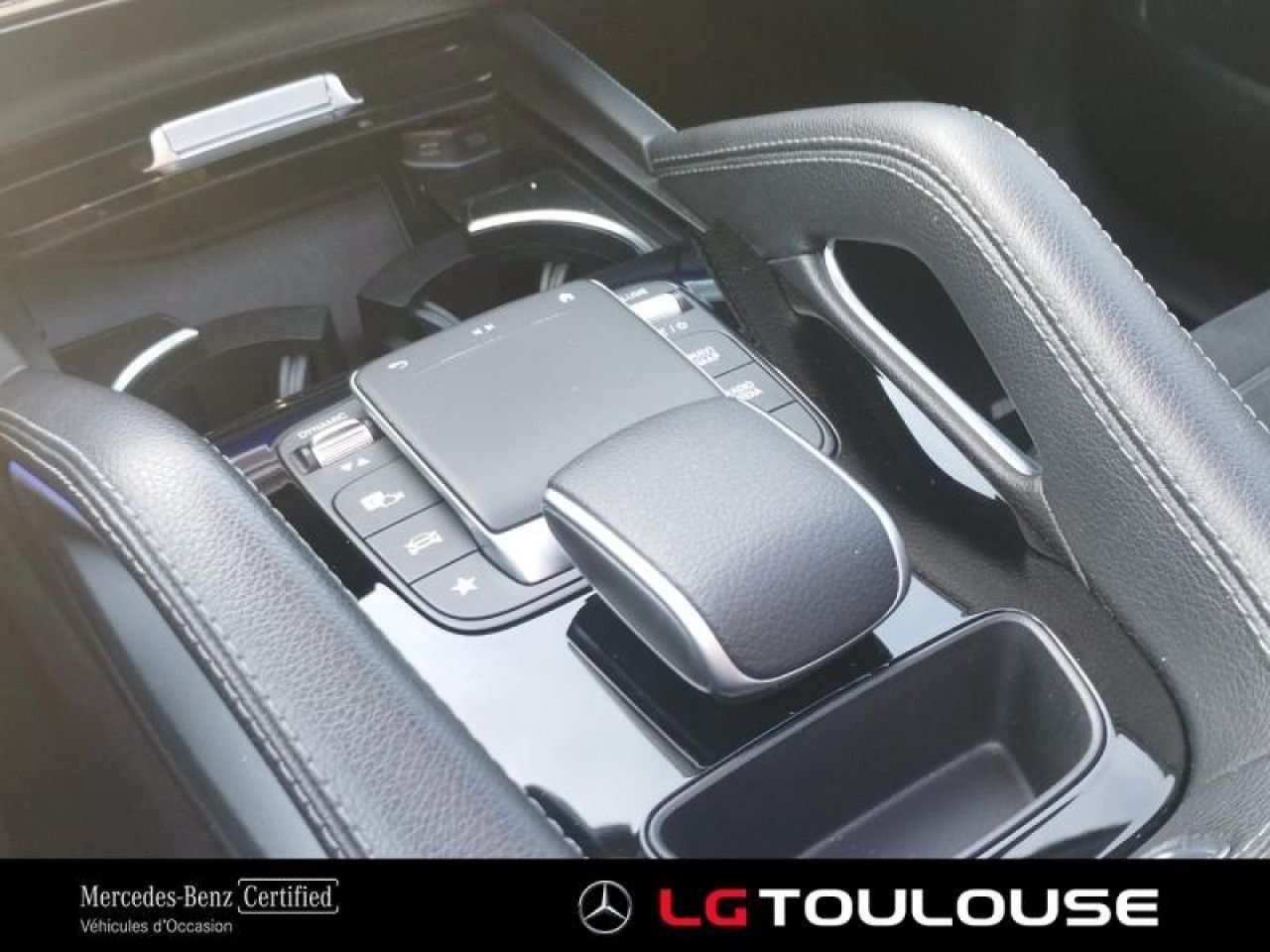 Photo du v&eacute;hicule 13 / 18