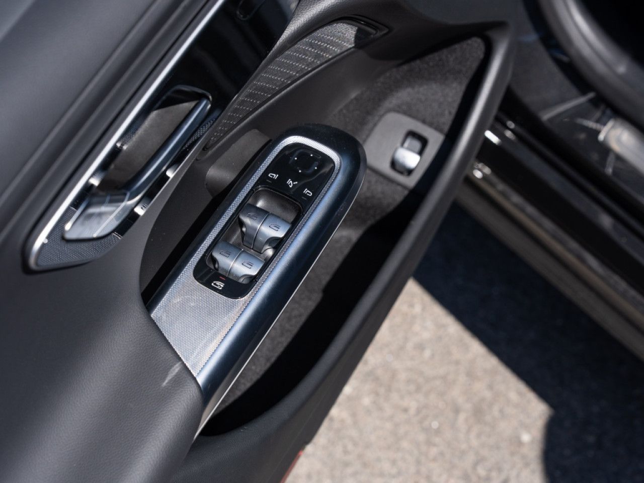 Mercedes-Benz E-Klasse – Bild 20