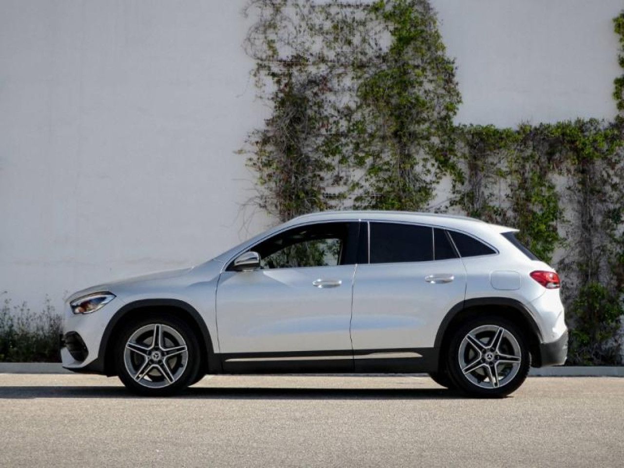 Photo du v&eacute;hicule 5 / 18