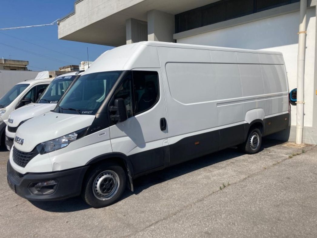 IVECO | FURGONE DI SERIE GRANVOLUME P.4100 H2