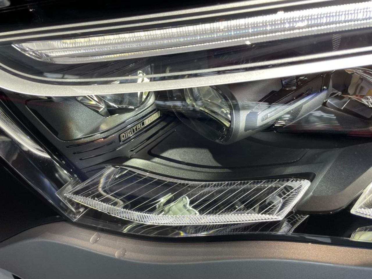 Mercedes-Benz E-Klasse – Bild 20