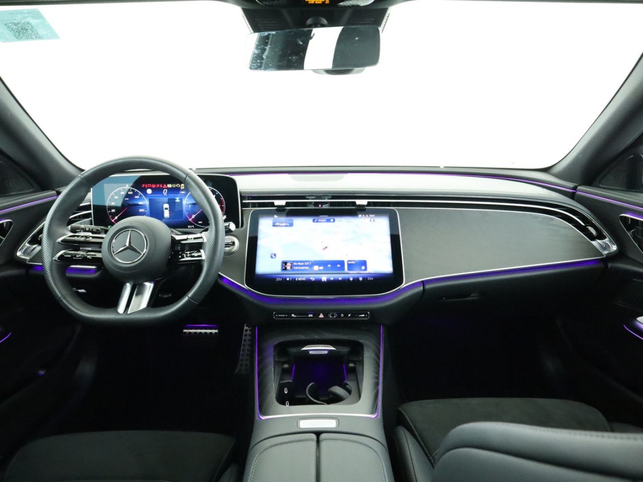 Mercedes-Benz E-Klasse – Bild 19