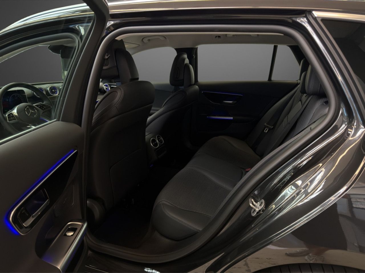 Mercedes-Benz C-Klasse – Bild 8