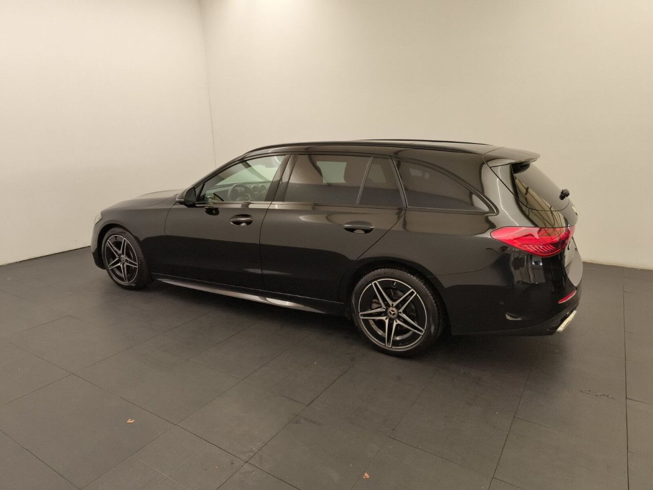 Mercedes-Benz C-Klasse – Bild 8