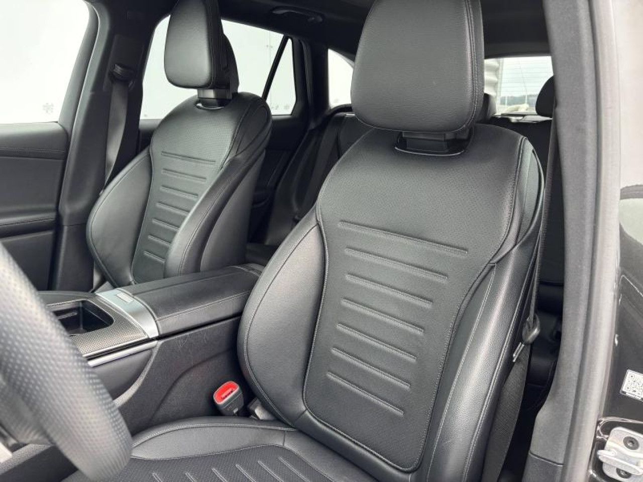 Photo du v&eacute;hicule 10 / 16