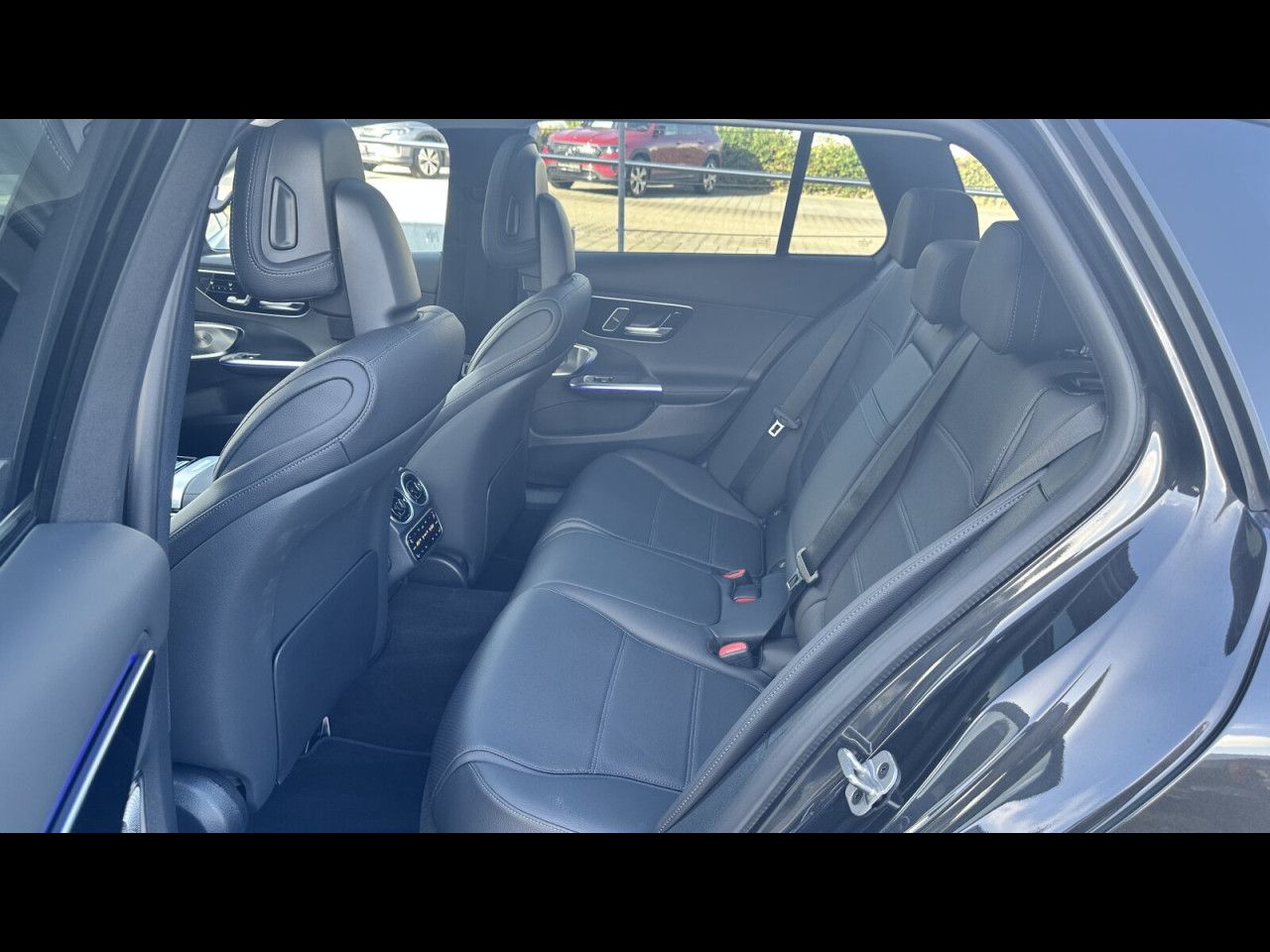 Mercedes-Benz C-Klasse – Bild 16