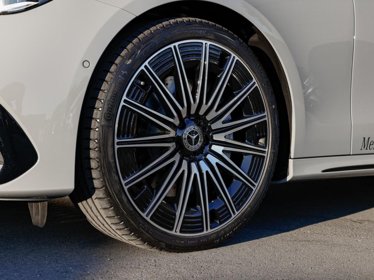 Mercedes-Benz E-Klasse – Bild 7
