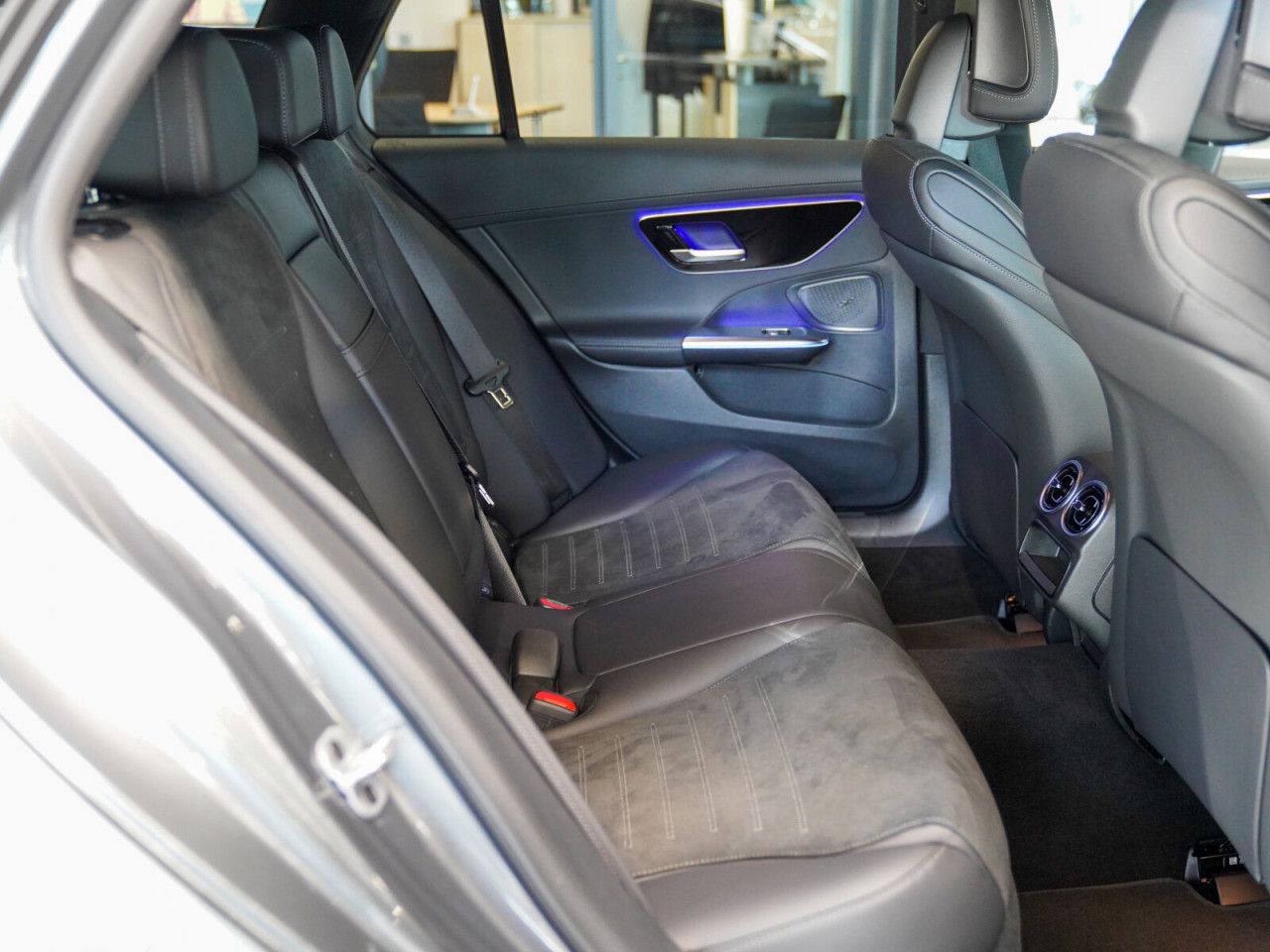 Mercedes-Benz C-Klasse – Bild 13