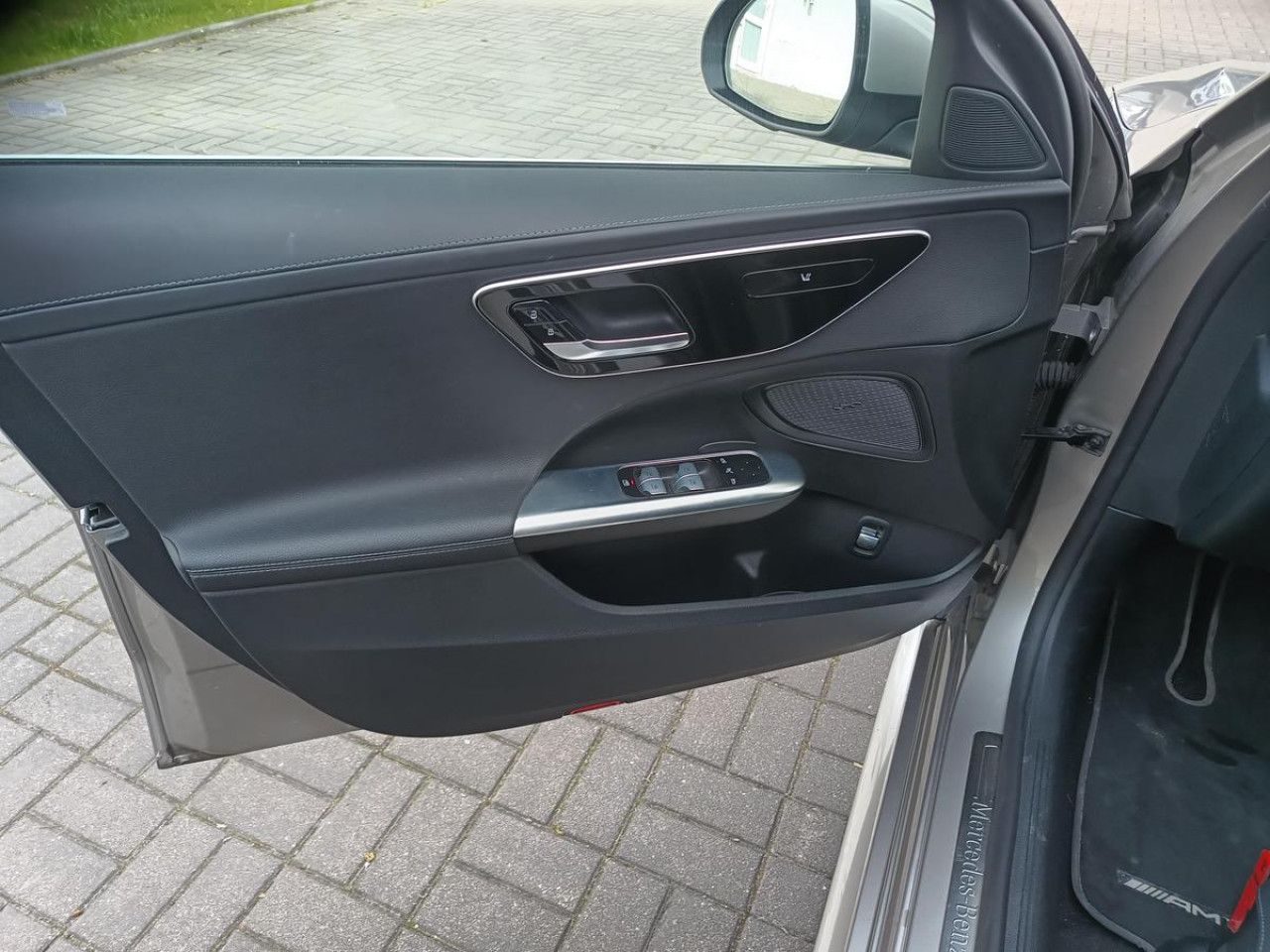 Zdjęcie pojazdu 3 / 20