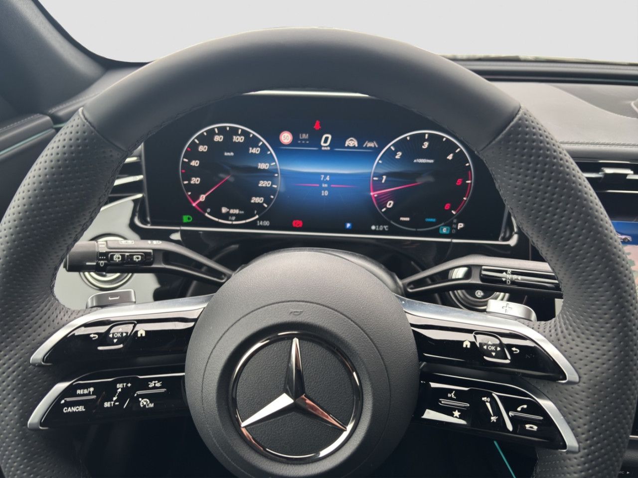 Mercedes-Benz E-Klasse – Bild 11