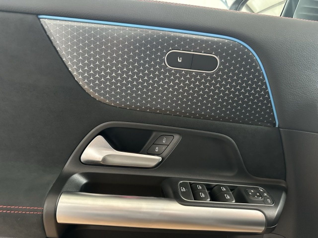 Fahrzeugbild 14 / 19