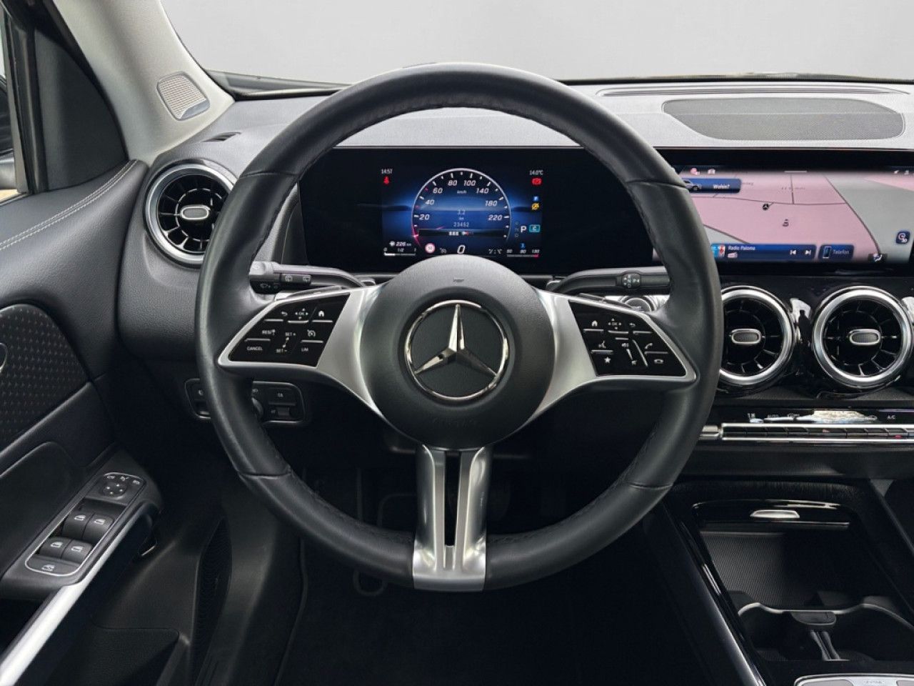 Mercedes-Benz GLB – Bild 8